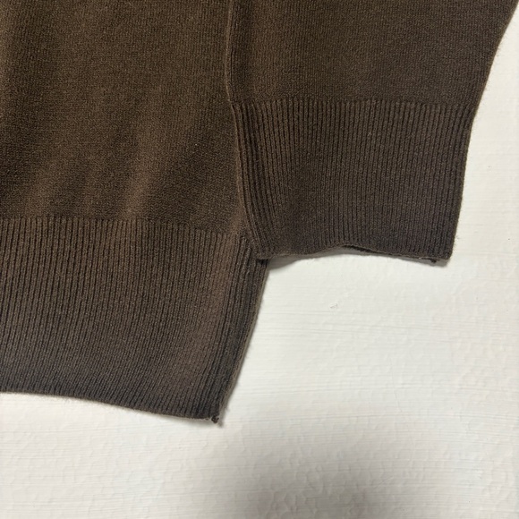 Carino Brown and Red V-Neck Argyle Sweater - Cashmere Microacrylic - Picture 4 of 6